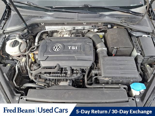 Used 2017 Volkswagen GTI SE image 30