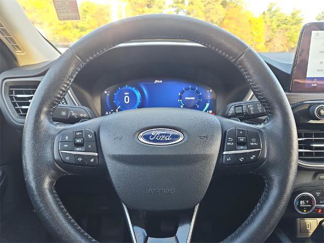 Certified 2020 Ford Escape Titanium image 29