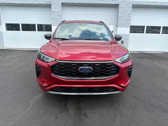 Certified 2024 Ford Escape ST-Line w/ Tech Pack #1 AWD/4WD image 10