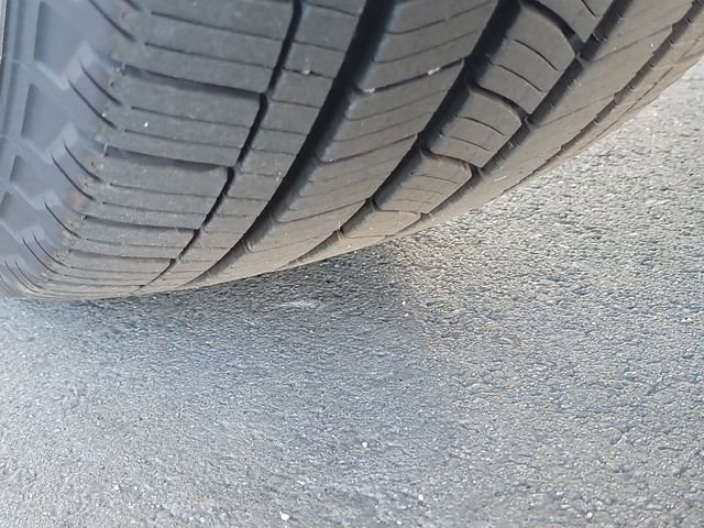 Certified 2025 Ford Explorer Platinum image 33