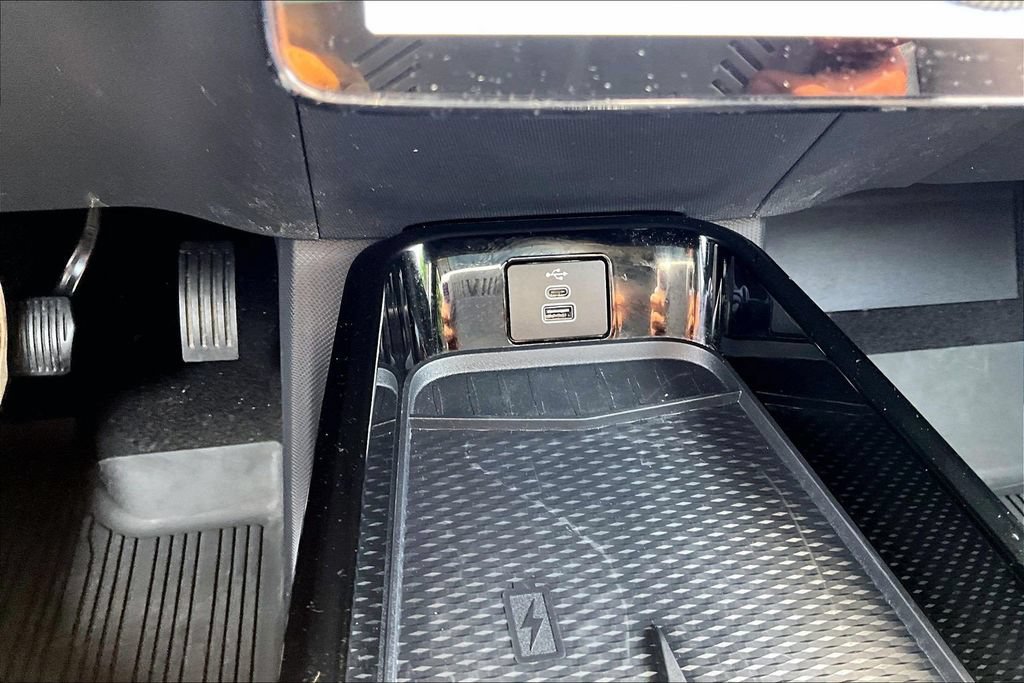 Certified 2025 Ford Mustang Mach-E Premium AWD/4WD image 27