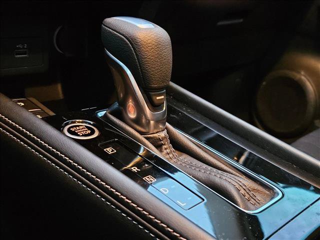 Used 2023 Nissan Kicks SV FWD image 9