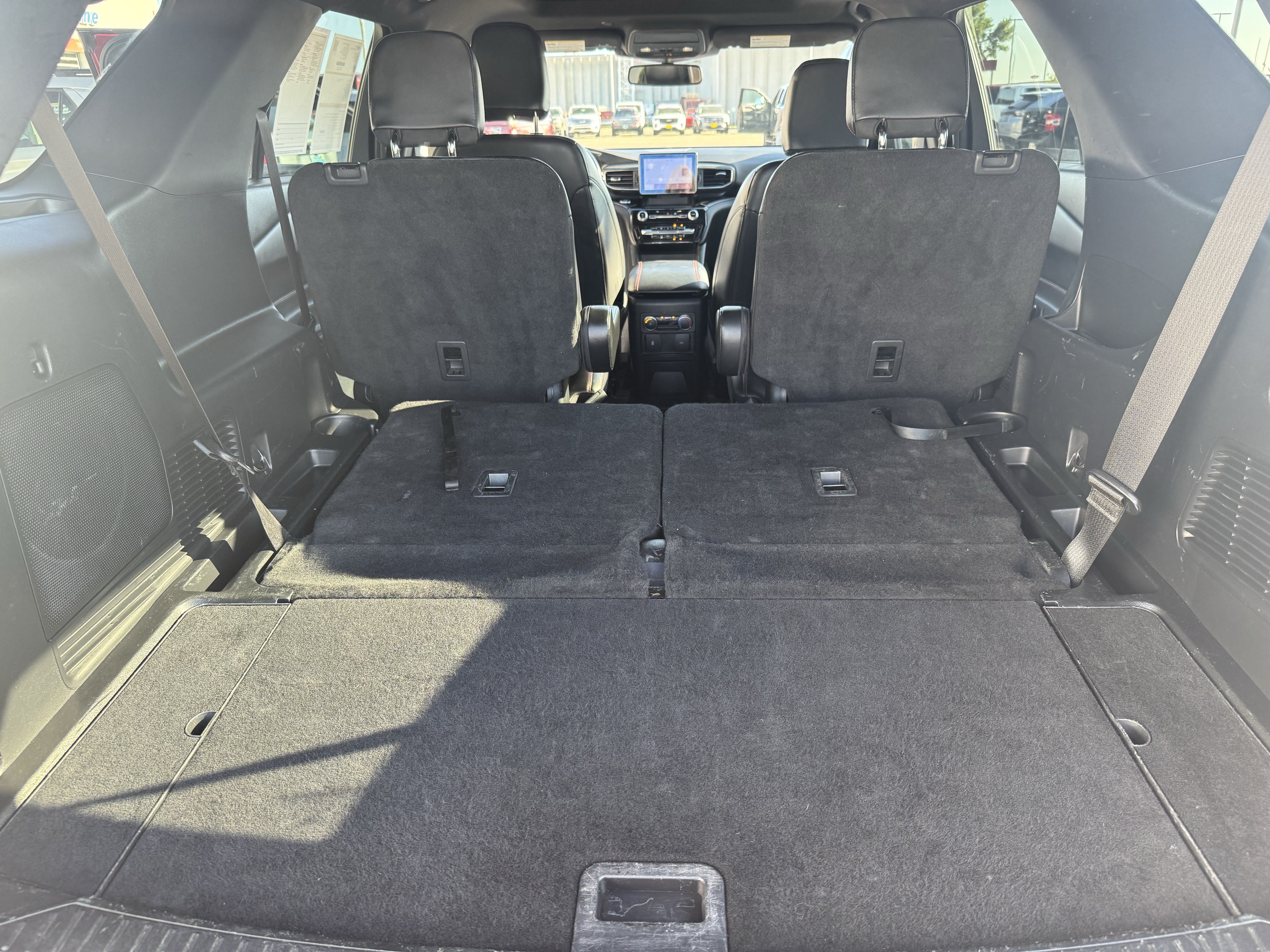 Certified 2022 Ford Explorer ST-Line w/ Class IV Trailer Tow Package AWD/4WD image 13