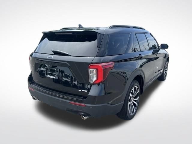 Certified 2023 Ford Explorer ST-Line AWD/4WD image 9