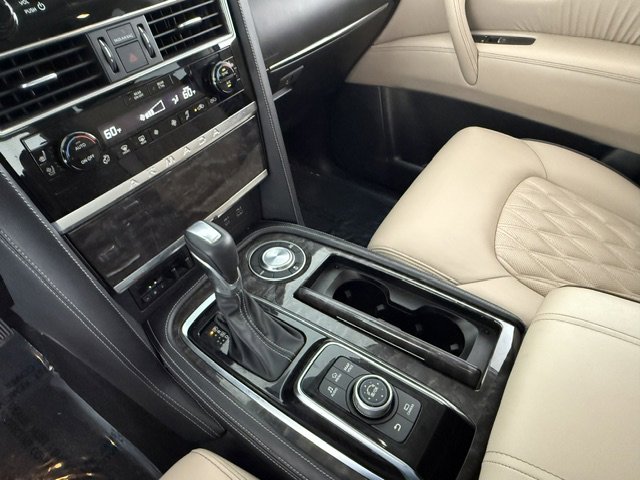 Used 2023 Nissan Armada Platinum w/ Captain's Chairs Package RWD image 13