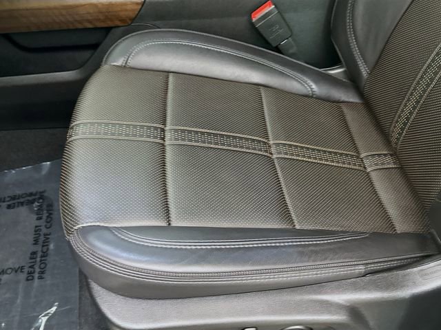 Used 2025 Chevrolet Silverado 1500 High Country w/ High Country Premium Package AWD/4WD image 20