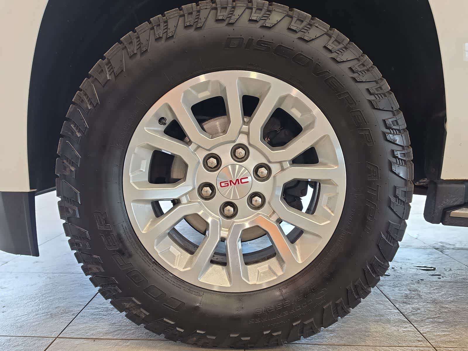 Used 2019 GMC Yukon SLE w/ Convenience Package AWD/4WD image 12