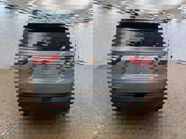 Used 2020 Chevrolet Traverse LT image 4