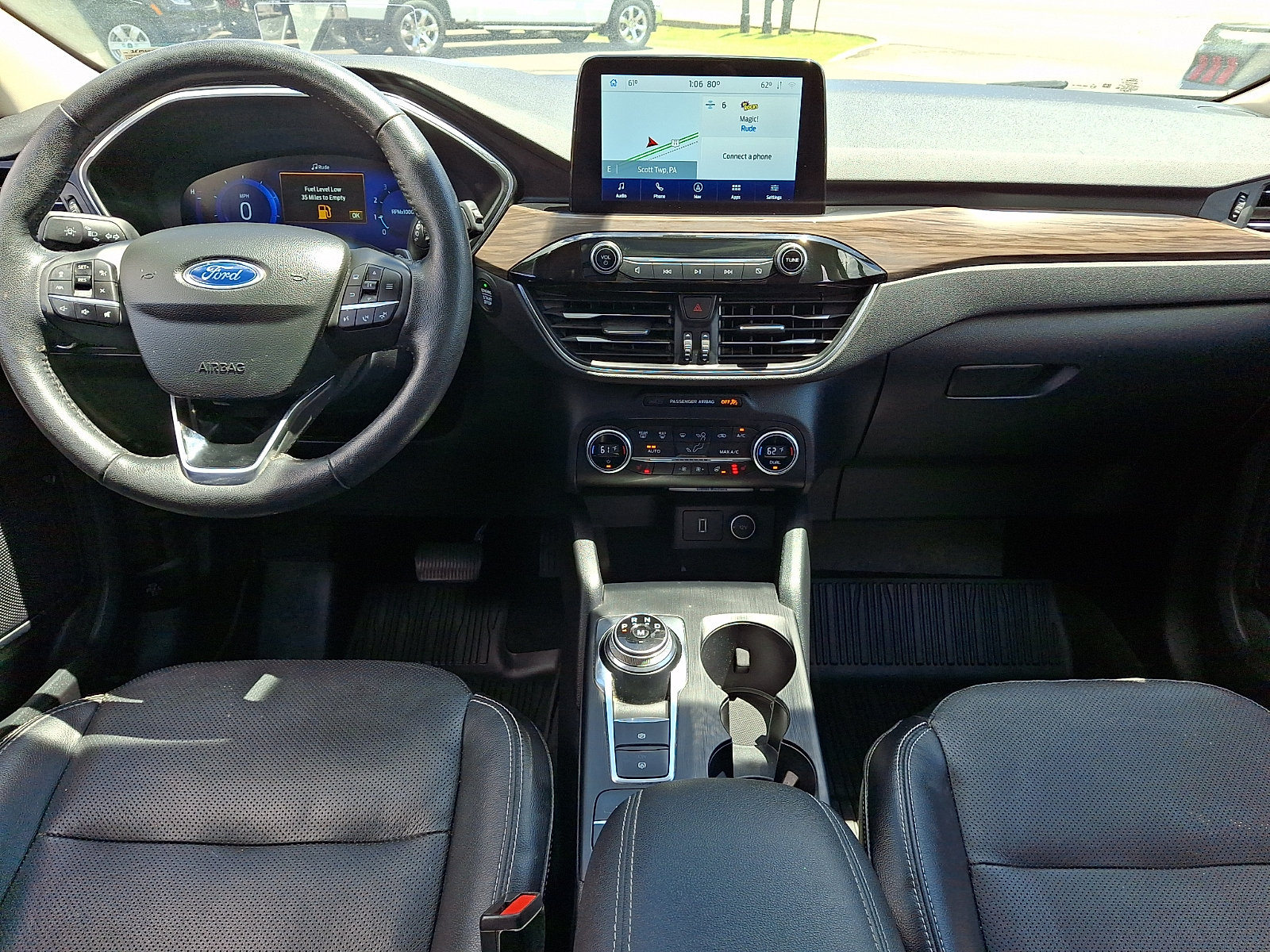 Certified 2020 Ford Escape Titanium w/ Titanium Premium Package 2.0 AWD/4WD image 15
