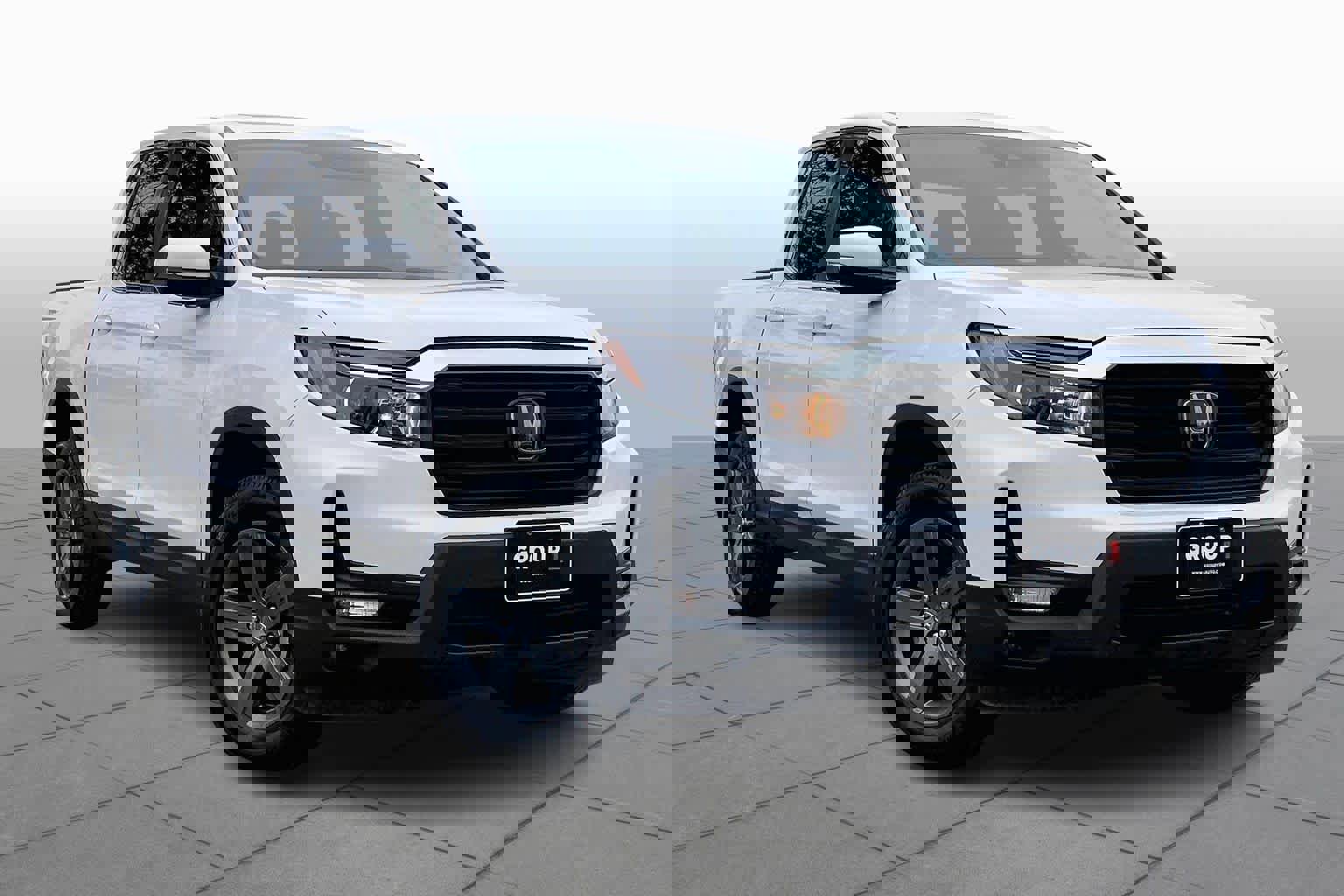 Used 2023 Honda Ridgeline RTL image 2