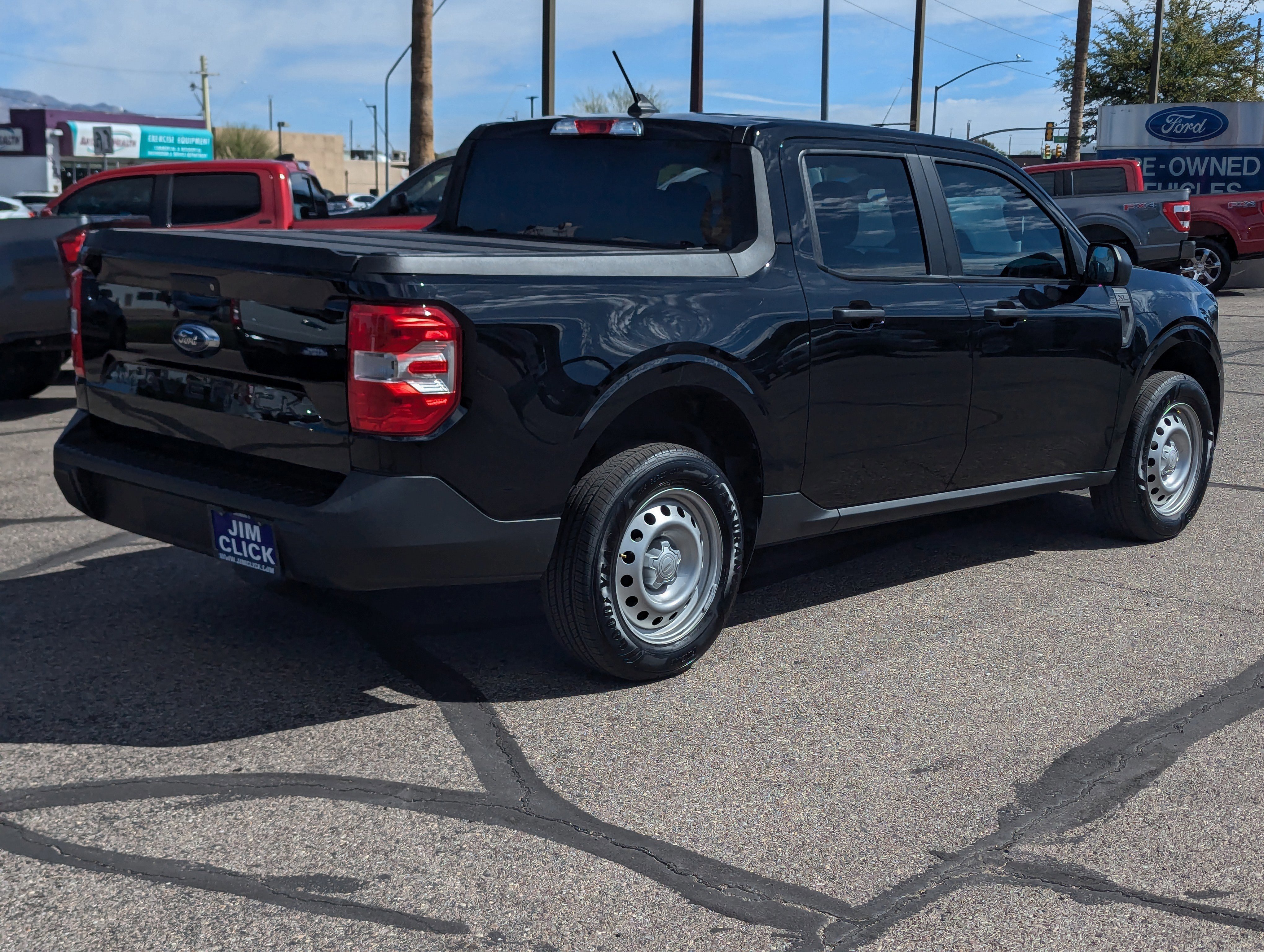 Certified 2024 Ford Maverick XL image 4