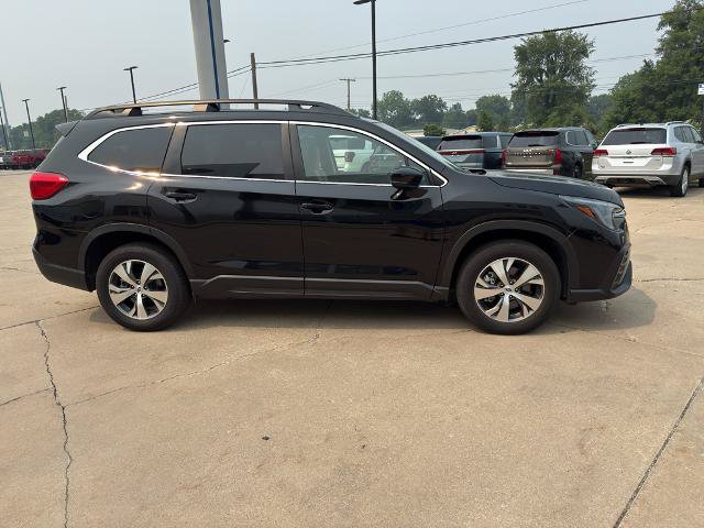 Used 2025 Subaru Ascent Premium AWD/4WD image 7