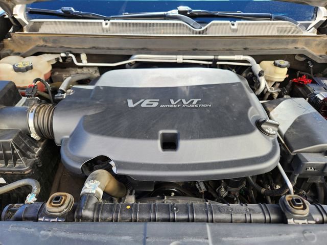 Used 2017 GMC Canyon SLT w/ Trailering Package image 23