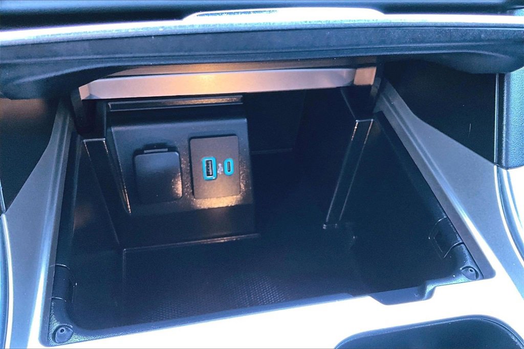 Certified 2020 Ford Explorer ST w/ Premium Technology Package image 28