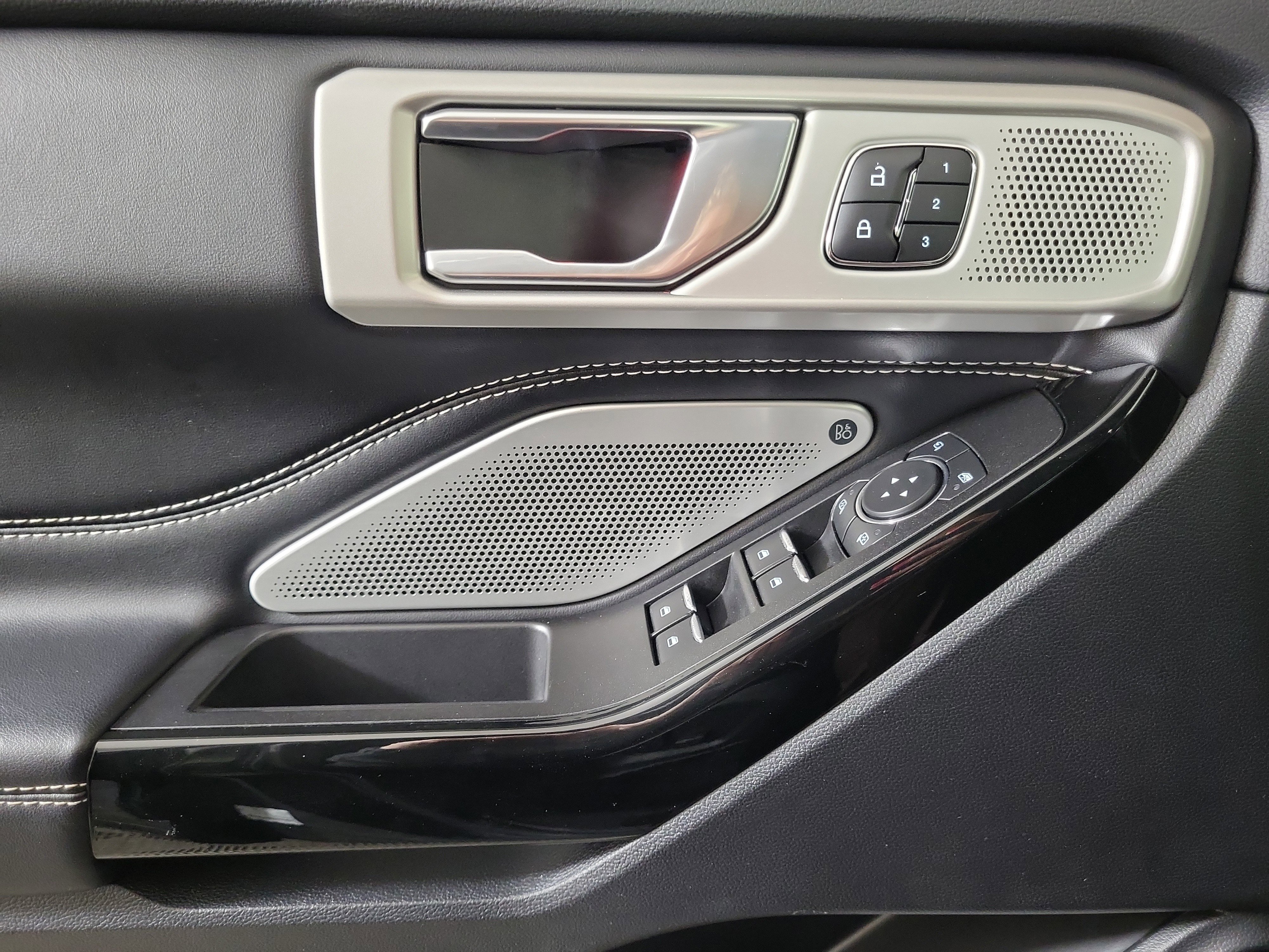 Certified 2022 Ford Explorer ST w/ Equipment Group 401A image 21