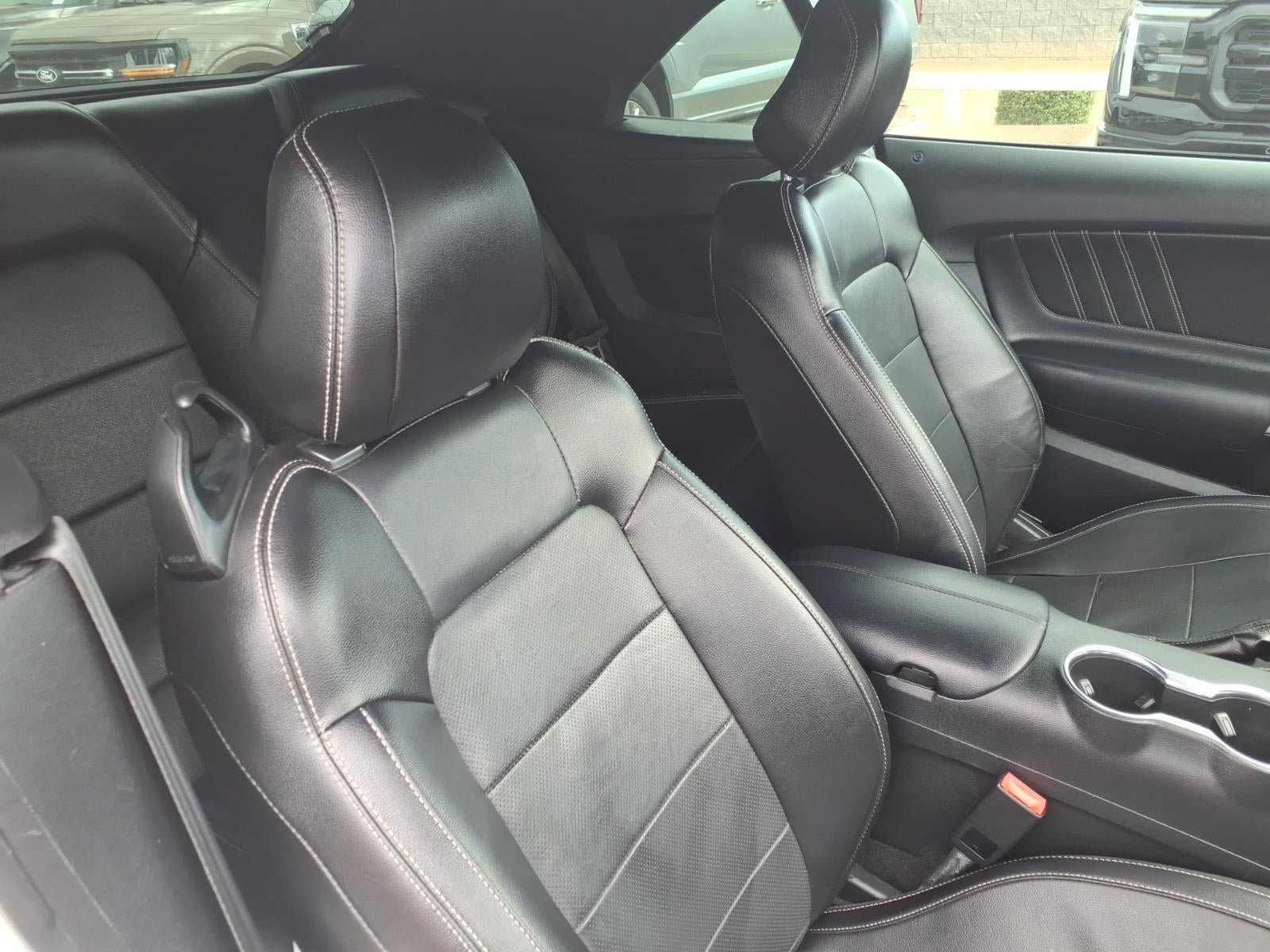 Certified 2018 Ford Mustang Premium RWD image 12