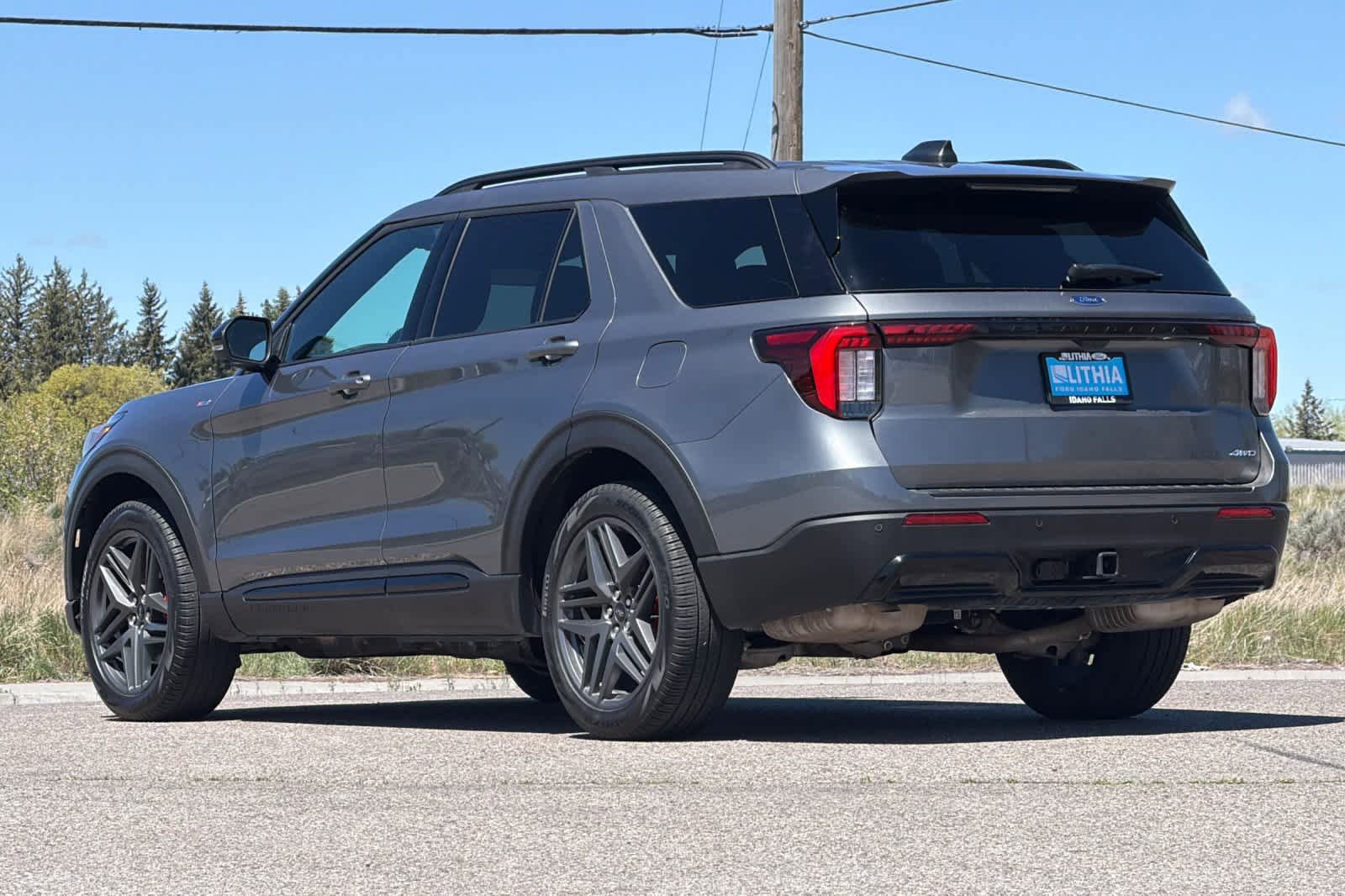 Certified 2025 Ford Explorer ST-Line w/ ST-Line Street Pack AWD/4WD image 6