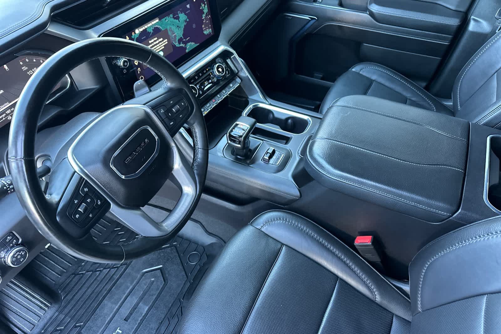 Used 2024 GMC Sierra 1500 Denali w/ Denali Reserve Package AWD/4WD image 11