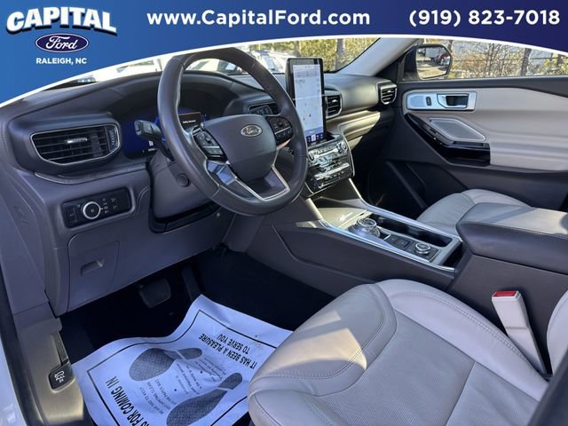 Certified 2023 Ford Explorer Platinum w/ Technology Package image 18