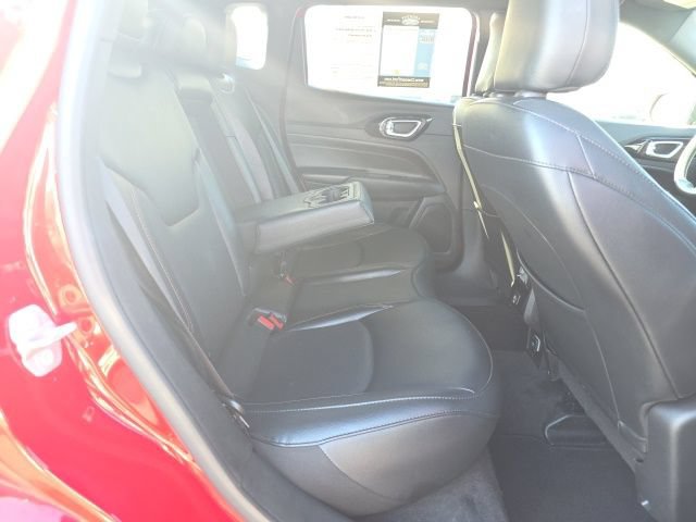 Used 2023 Jeep Compass Limited AWD/4WD image 18