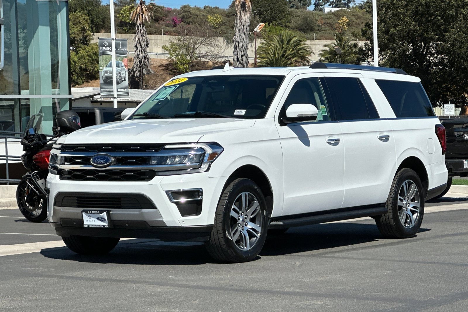 Certified 2024 Ford Expedition Max Limited RWD image 7