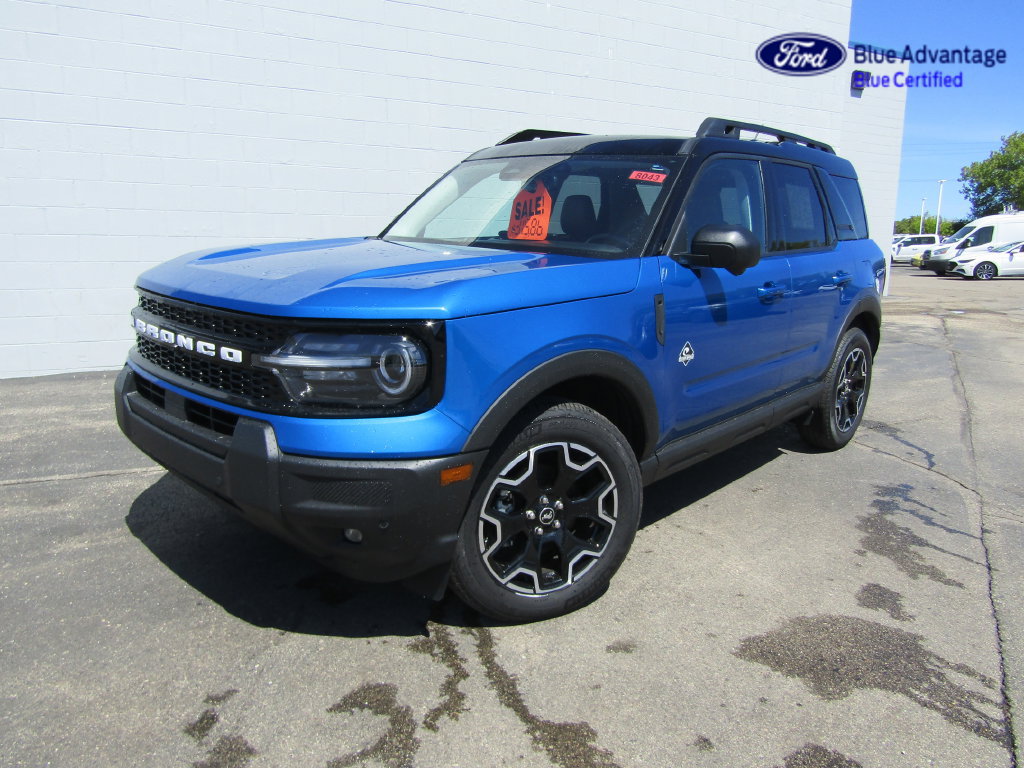Certified 2025 Ford Bronco Sport Outer Banks w/ Outer Banks Tech Package+ AWD/4WD image 3