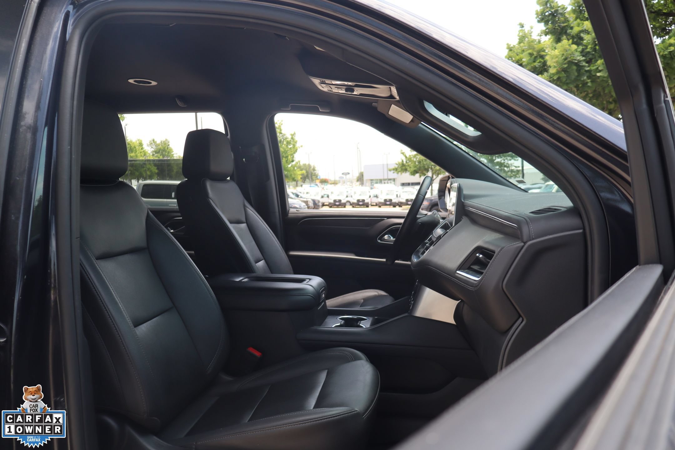 Used 2024 Chevrolet Tahoe LT AWD/4WD image 32