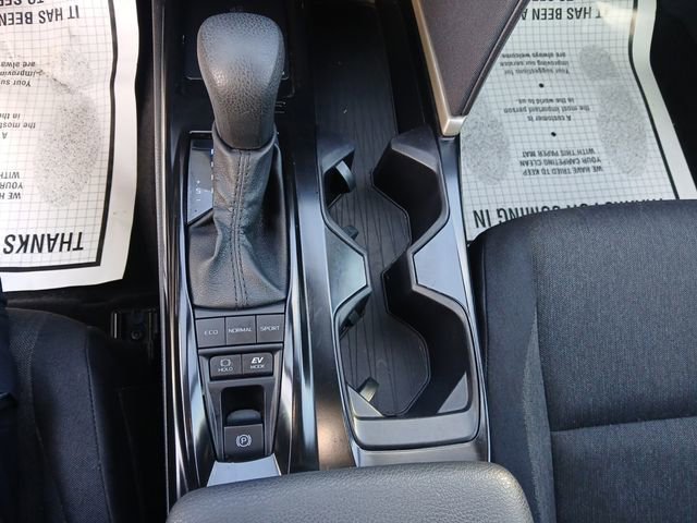 Used 2025 Toyota Camry LE FWD image 22