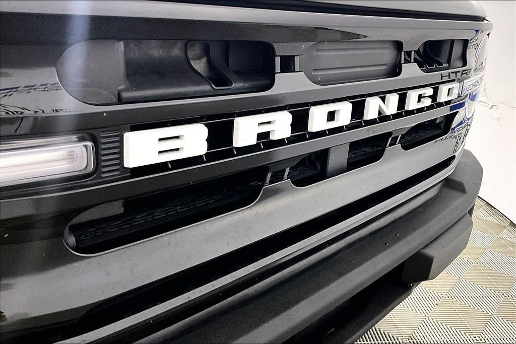 Certified 2022 Ford Bronco Outer Banks w/ Sasquatch Package AWD/4WD image 23