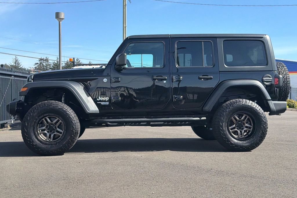 Used 2020 Jeep Wrangler Unlimited Sport S AWD/4WD image 6