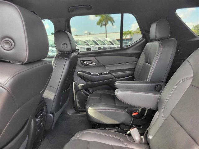 Used 2022 Chevrolet Traverse RS image 18