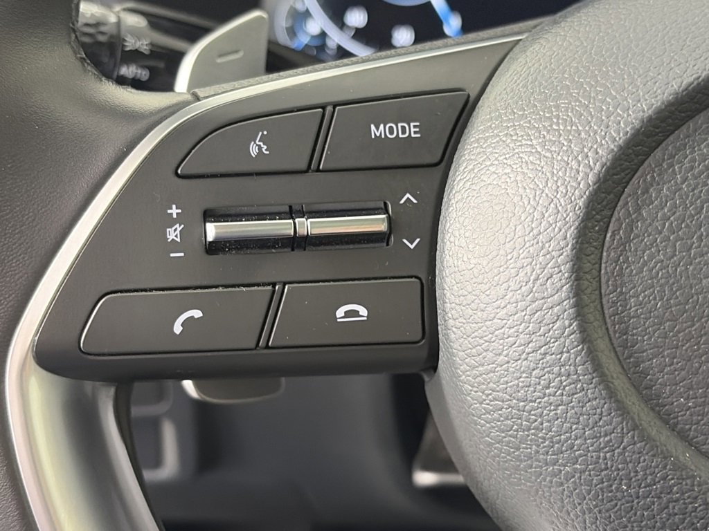 Used 2022 Hyundai Sonata Limited w/ Cargo Package image 17