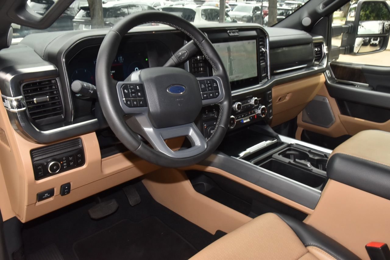 Certified 2025 Ford F250 Lariat w/ Lariat Ultimate Package AWD/4WD image 34