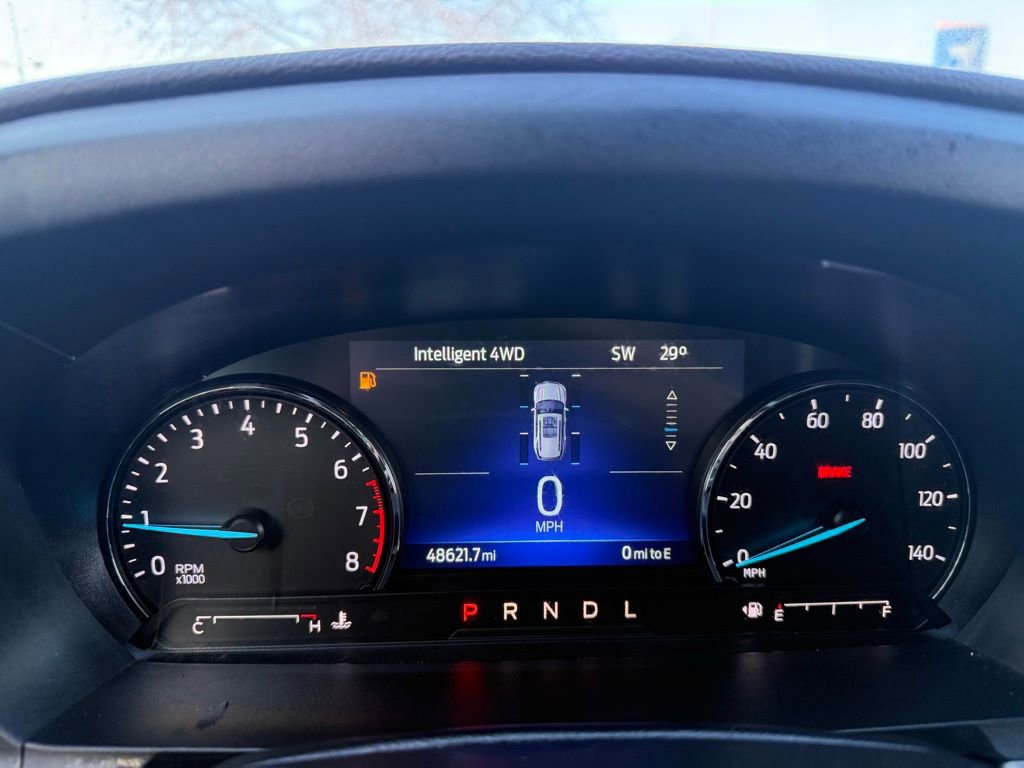 Certified 2022 Ford Explorer XLT w/ Equipment Group 202A image 6