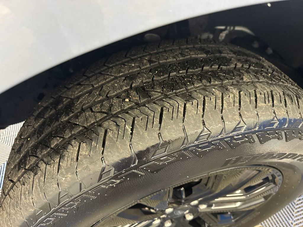 Certified 2025 Ford F150 Lariat w/ Equipment Group 502A High image 28