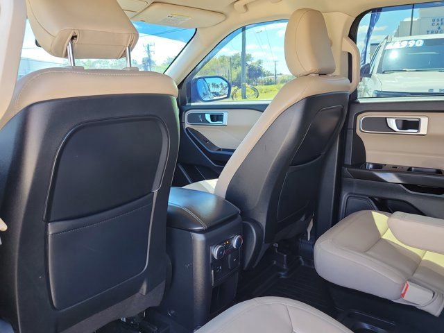Certified 2020 Ford Explorer XLT w/ Equipment Group 202A image 16