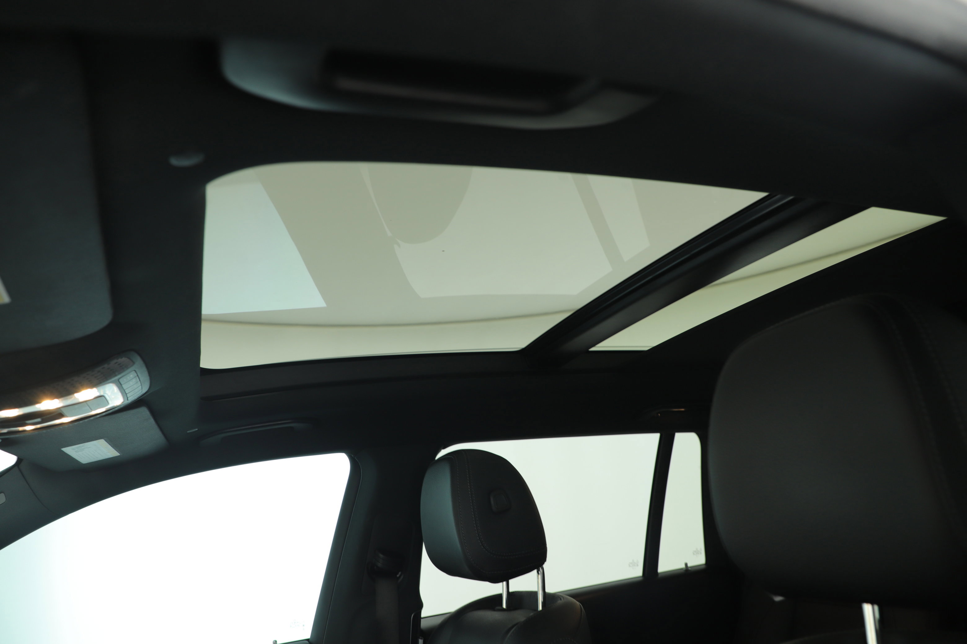 Used 2022 Mercedes-Benz GLS 450 4MATIC image 26