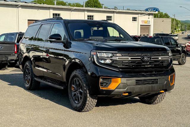 Certified 2025 Ford Expedition Tremor AWD/4WD image 1