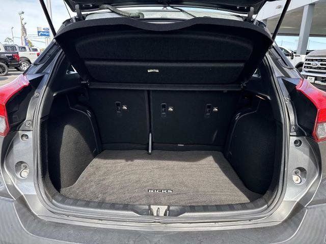 Used 2020 Nissan Kicks SV image 13
