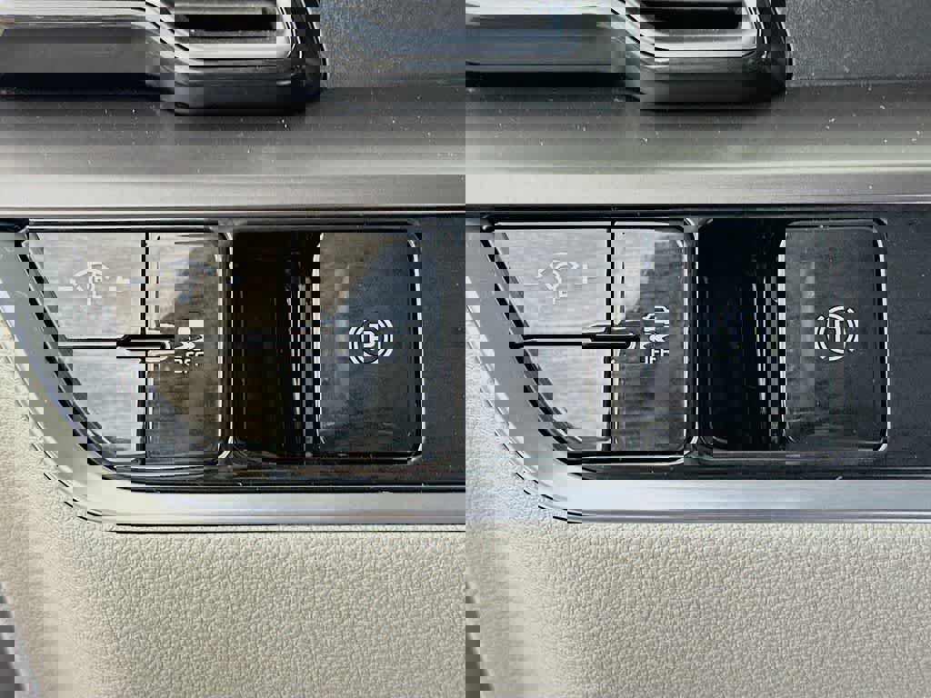 Used 2023 Kia Sportage EX image 27