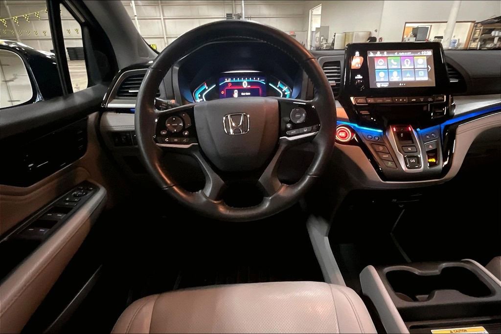 Used 2018 Honda Odyssey Elite image 5
