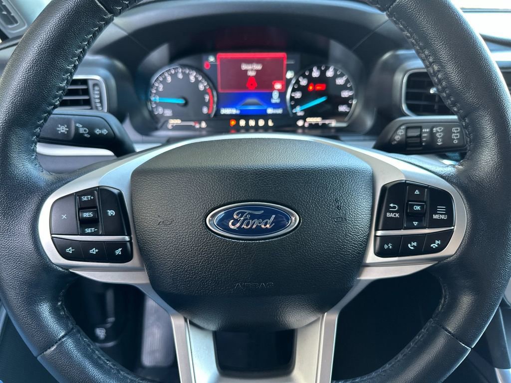 Certified 2023 Ford Explorer XLT w/ Equipment Group 202A image 24