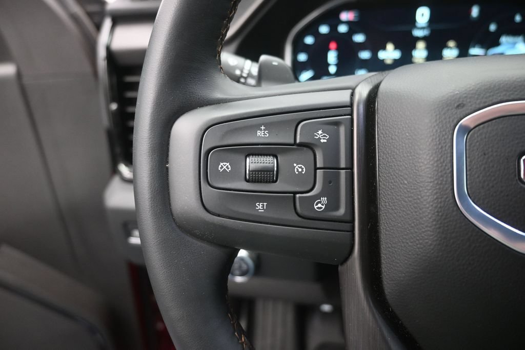 Used 2024 GMC Sierra 1500 AT4 w/ Technology Package AWD/4WD image 29