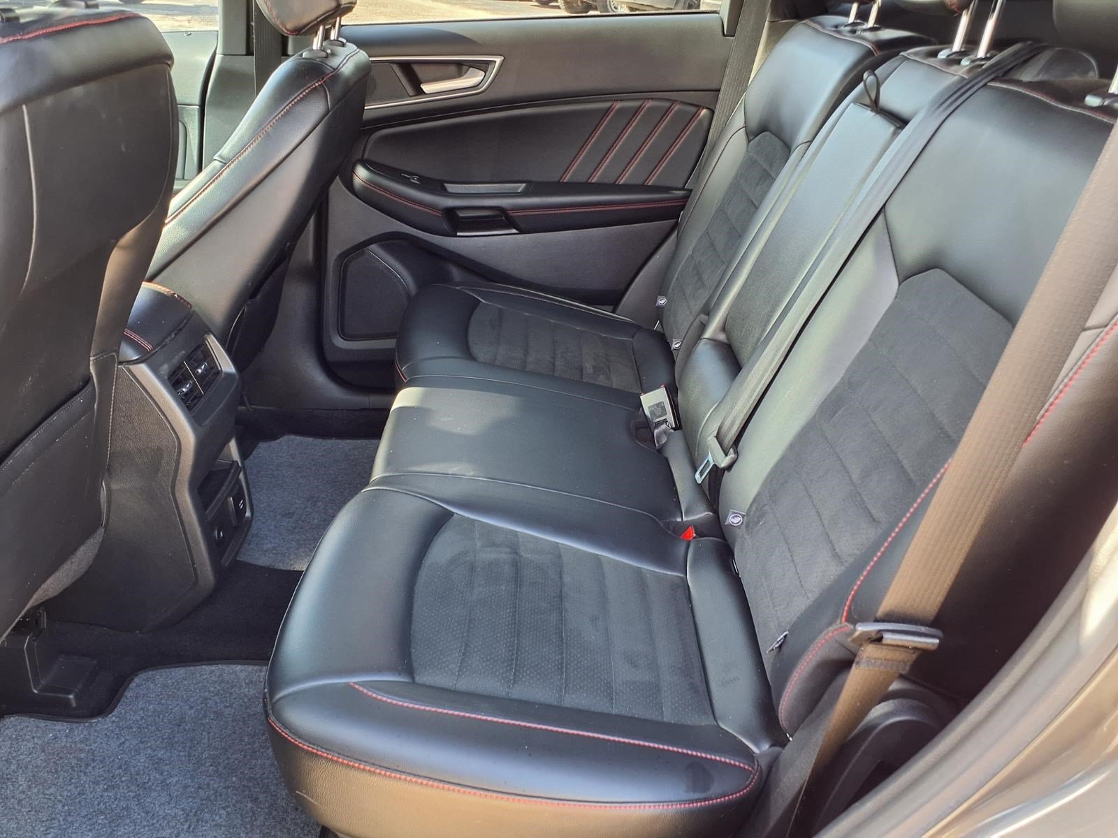 Certified 2023 Ford Edge ST-Line AWD/4WD image 11