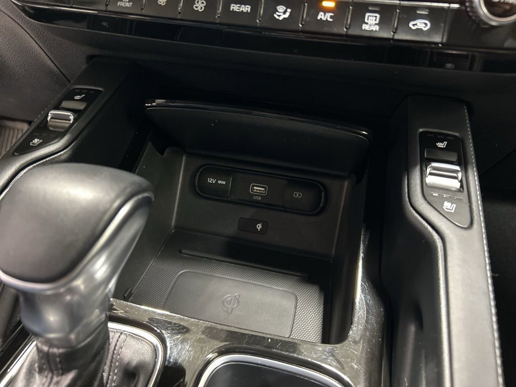 Used 2020 Kia Telluride EX w/ EX Premium Package AWD/4WD image 23