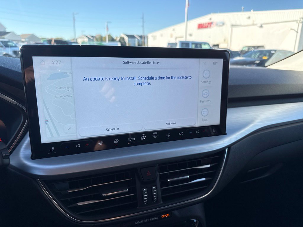 Certified 2024 Ford Escape Platinum AWD/4WD image 29