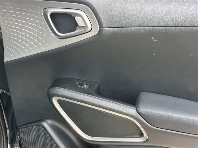 Used 2024 Kia Soul LX w/ Option Group 015 image 20
