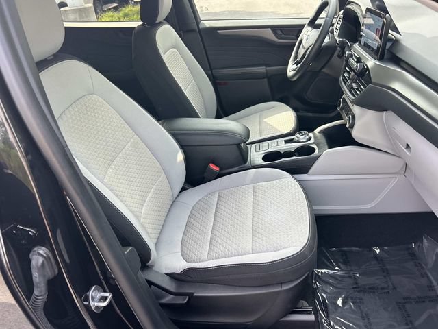 Certified 2023 Ford Escape Active w/ Cold Weather Package FWD image 28