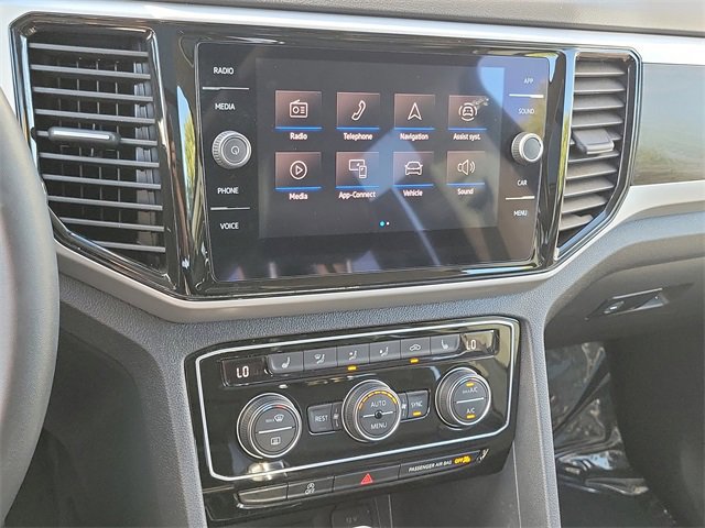 Used 2023 Volkswagen Atlas SE image 13