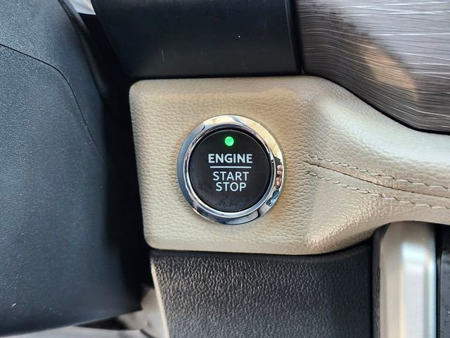 Certified 2023 Ford Expedition Limited image 27